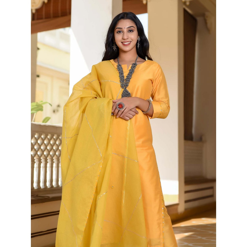 Indian Virasat Mesmerizing Happy Yellow Suit (Set of 3)