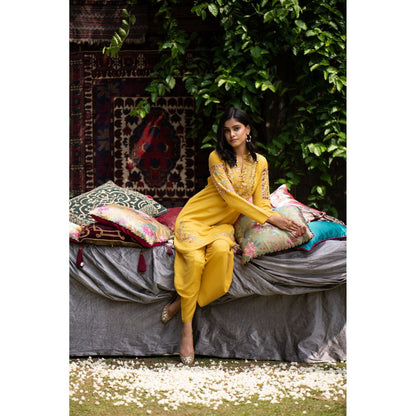 Inej Kashmiri Kurta (Set of 2)