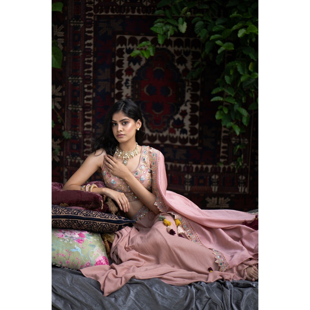 Inej Lehenga (Set of 2)