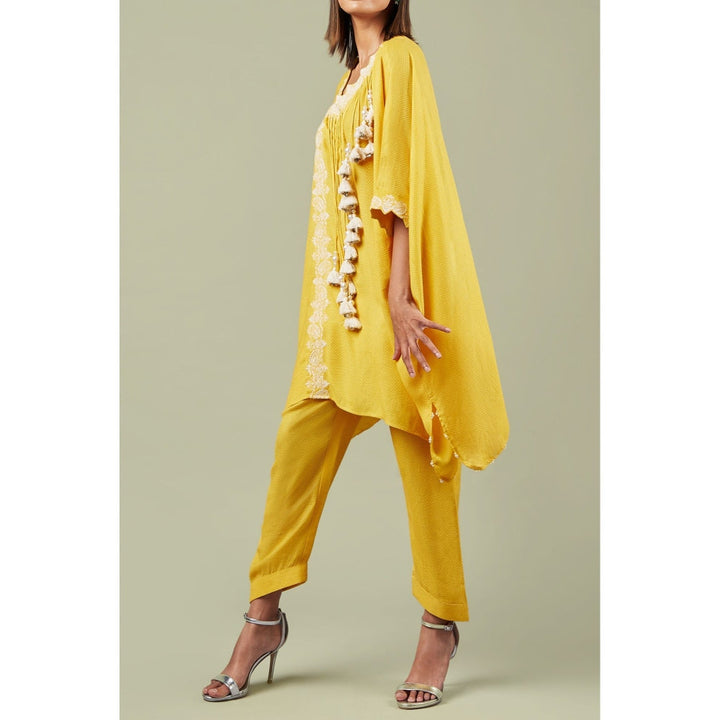 Inej Yellow Straight Kaftan Suit (Set of 2)