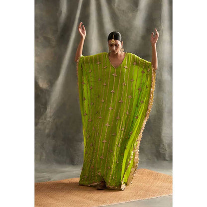 ITRH Aafreen Triangle Embroidered Kaftan