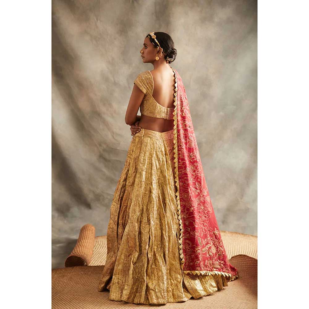 ITRH Sona Lehenga (Set of 3)