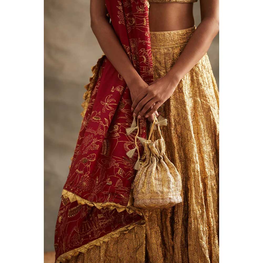 ITRH Sona Lehenga (Set of 3)
