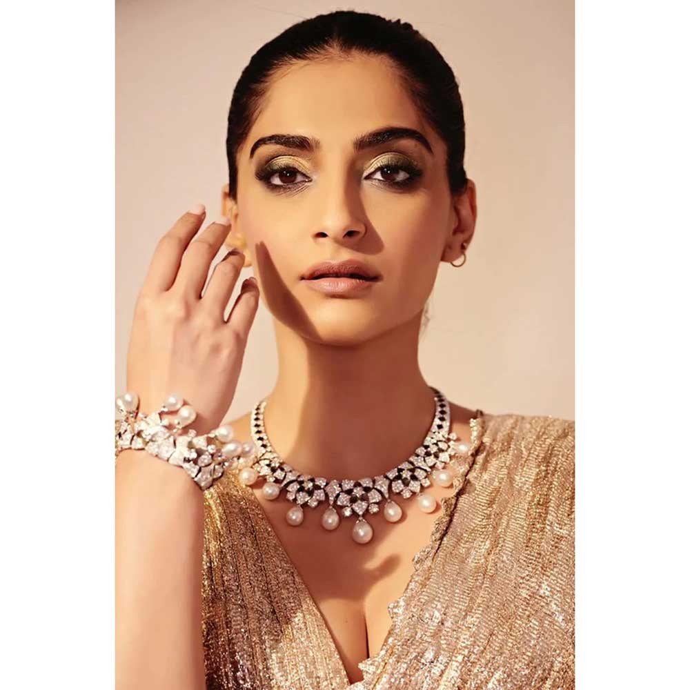 ITRH Raabta Lehenga (Set of 3)