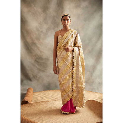 ITRH Naqush Saree with Stitched Blouse