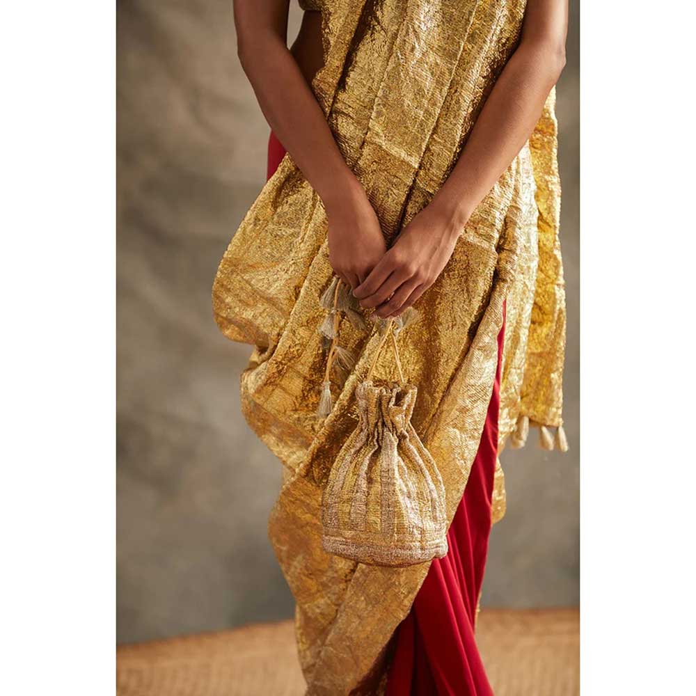 ITRH Naqush Saree with Stitched Blouse
