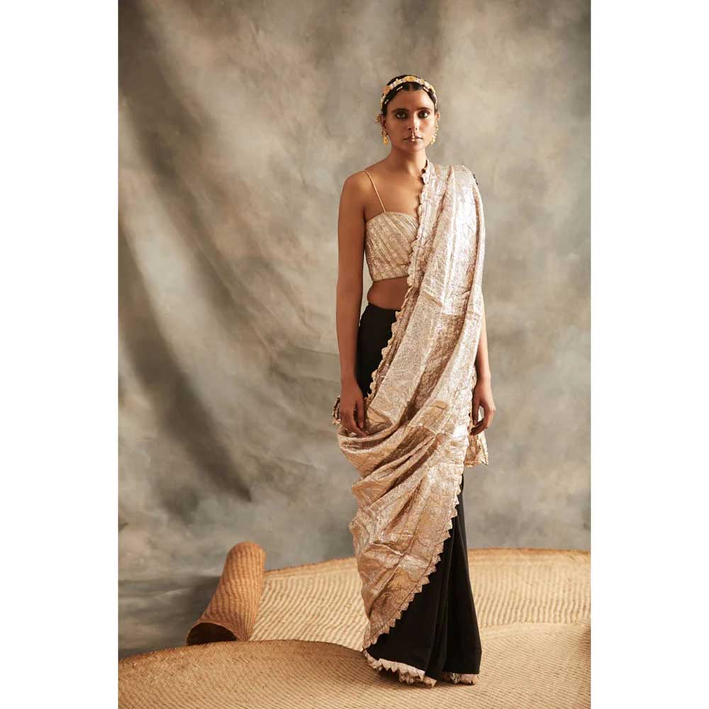 ITRH Sona Panna Saree with Stitched Blouse