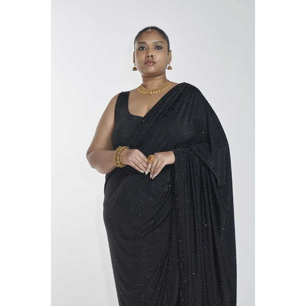 ITRH Phoenix Black Saree with Stitched Blouse (Set of 2)