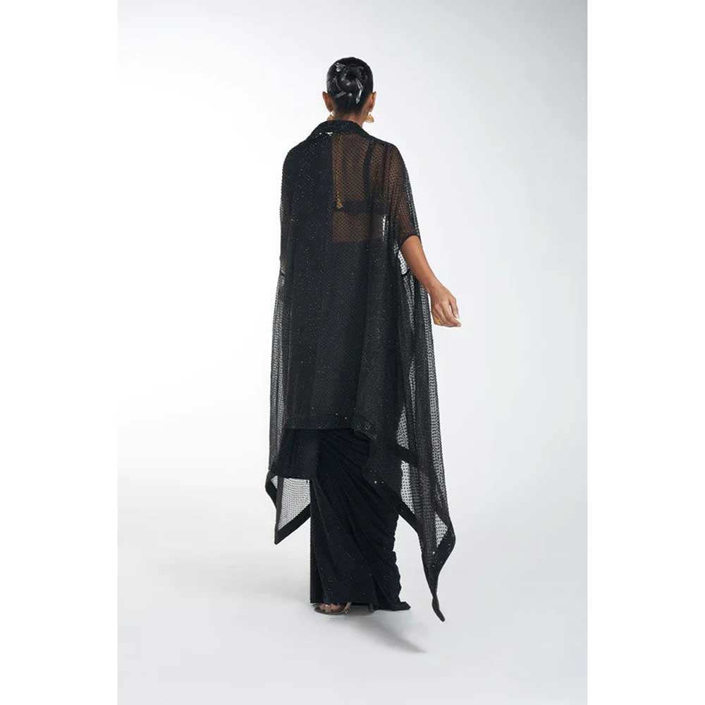 ITRH Luna Black Slit saree with Stitched Blouse (Set of 4)