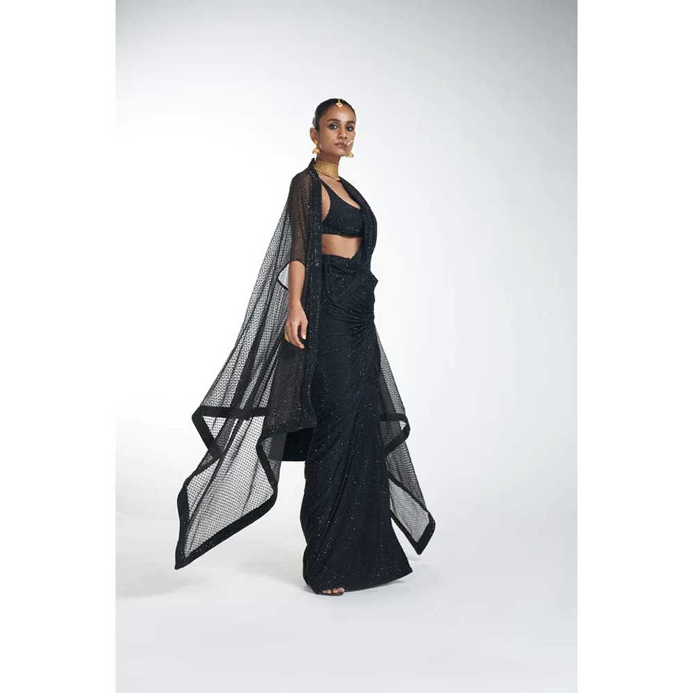 ITRH Luna Black Slit saree with Stitched Blouse (Set of 4)