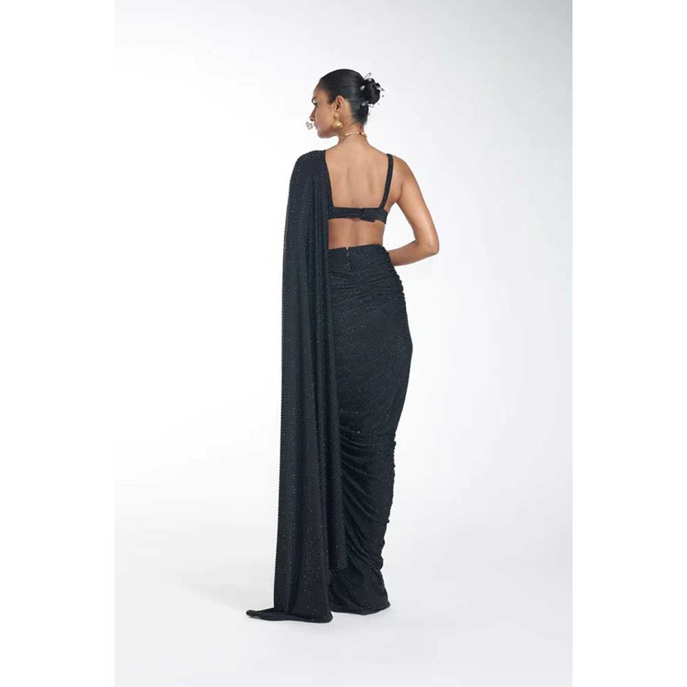 ITRH Vanessa Black Slit Saree with Stitched Blouse (Set of 3)