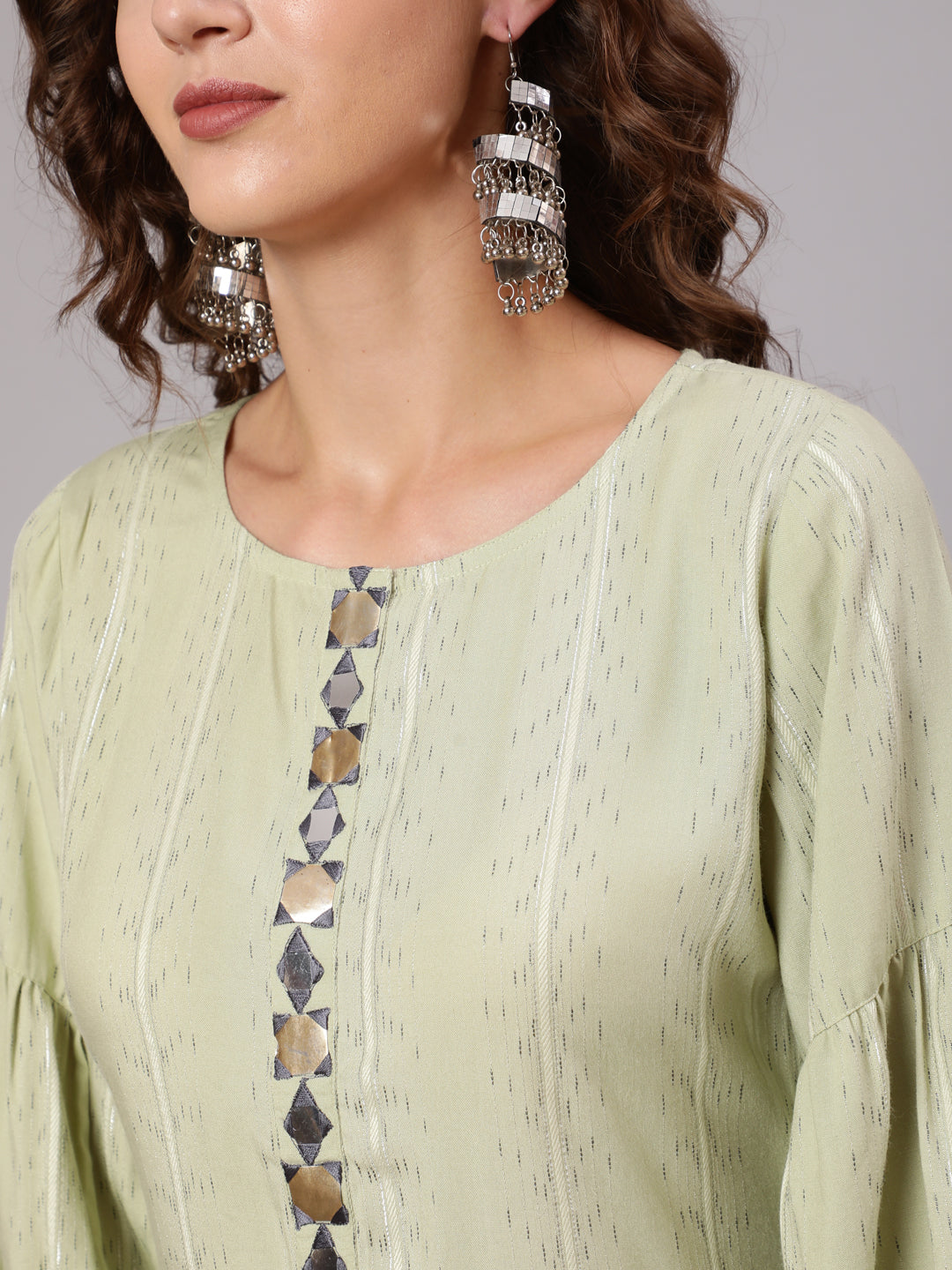 Embroidered Round Neck Kurta With Pant Online