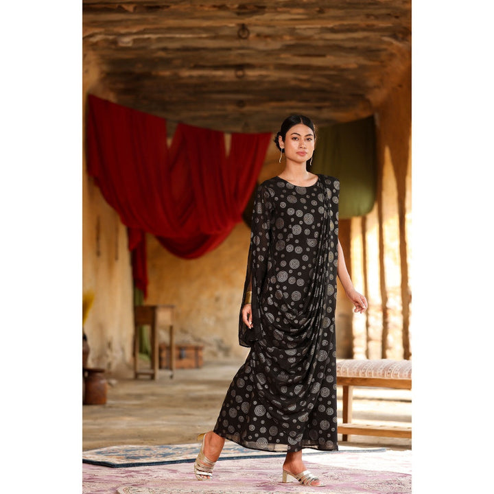 Juniper Black Georgette Printed Flared Gown With Drape