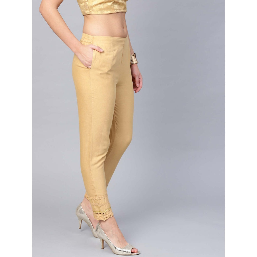 Juniper Womens Gold Cotton Flex Solid Slim Fit Pant