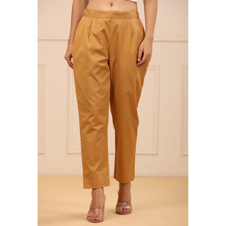 Juniper Womens Gold Cotton Twill Lycra Solid Straight Pant