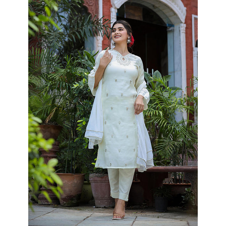 KAAJH Off White Embroidered Silk Kurta Pant with Dupatta (Set of 3)