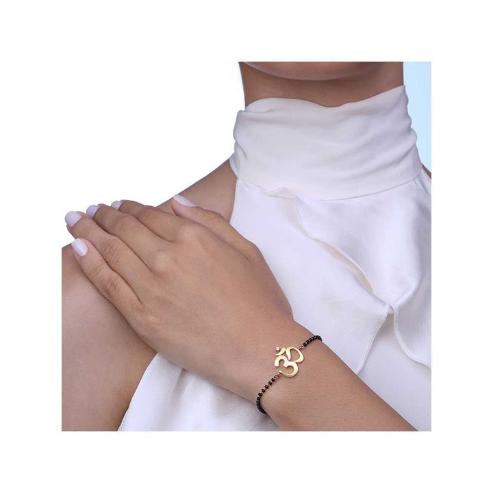 Kaj Fine Jewellery OM Single Diamond Nazar Bracelet in 14KT Yellow Gold