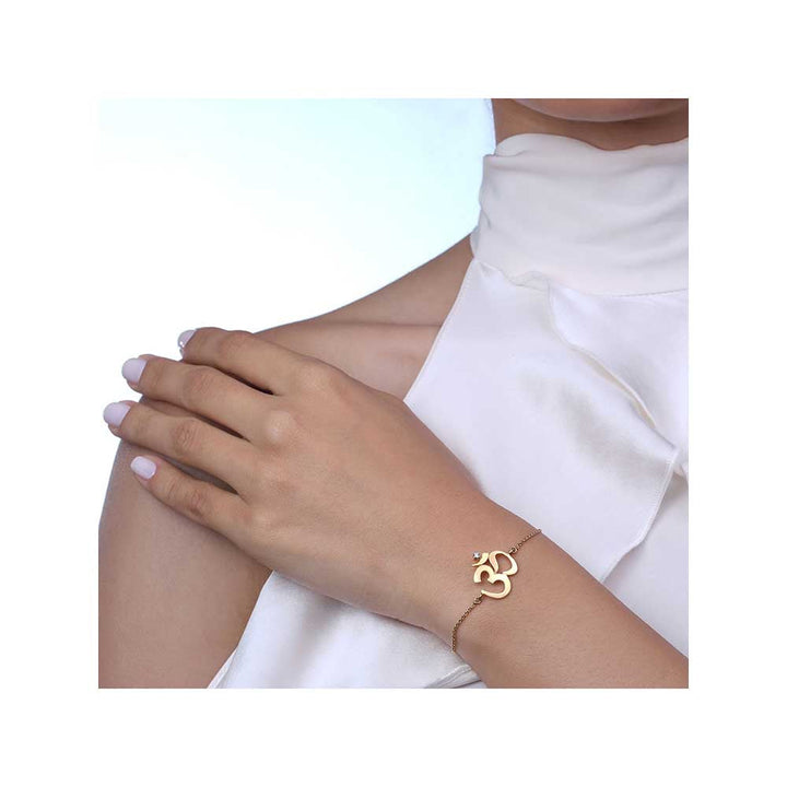 Kaj Fine Jewellery OM Single Diamond Chain Bracelet in 14KT Yellow Gold