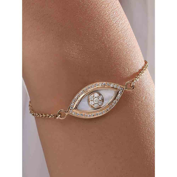 Kaj Fine Jewellery Medium Marquise Evil Eye Diamond inlay Chain Bracelet in 14KT Yellow Gold