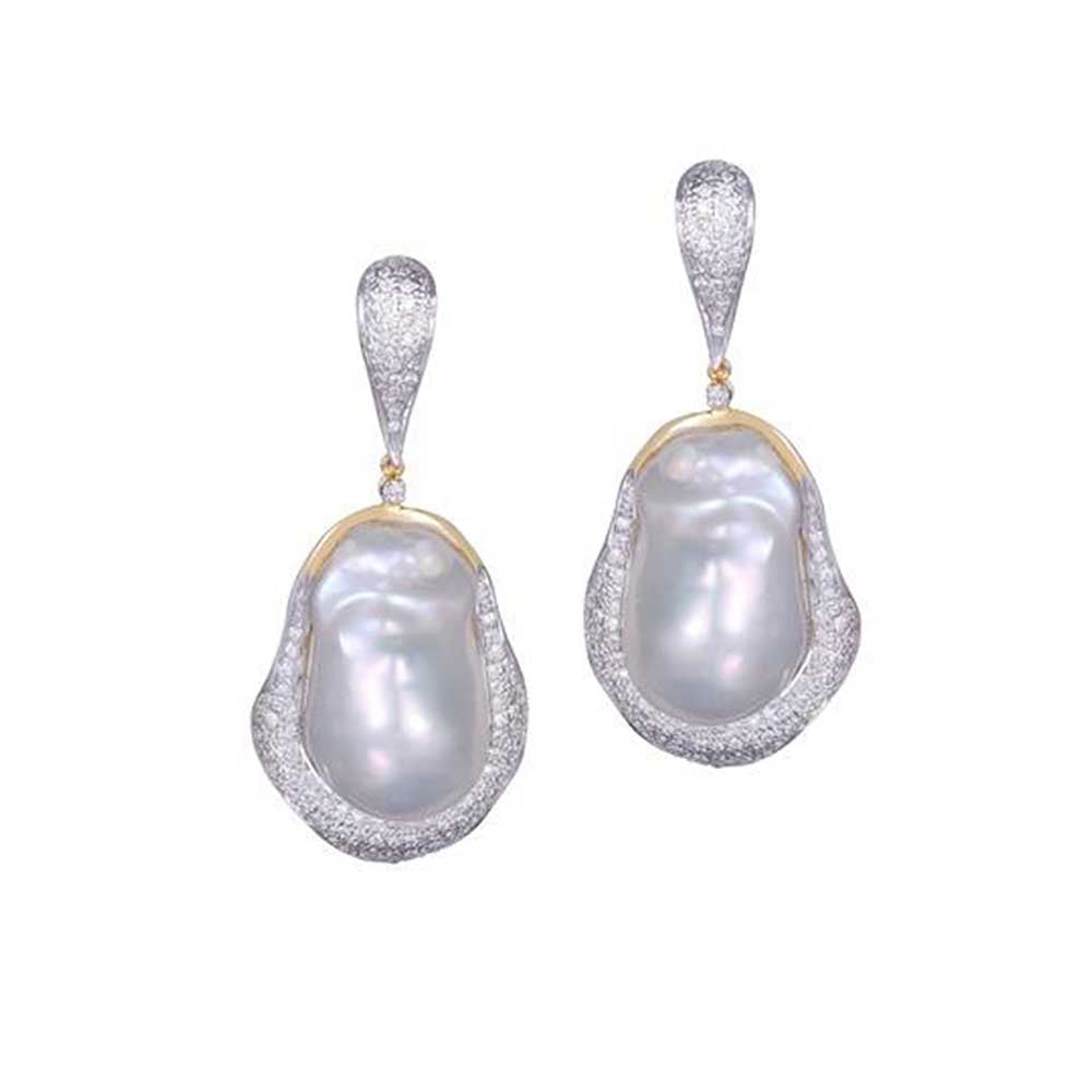 Kaj Fine Jewellery Diamond and Pearl Earrings in 18KT Yellow Gold