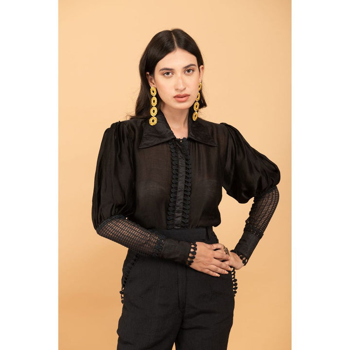 Kalakaari By Sagarika Black Shirt with Black Crinkle Crepe Pants Detailed With Lace (Set of 2)