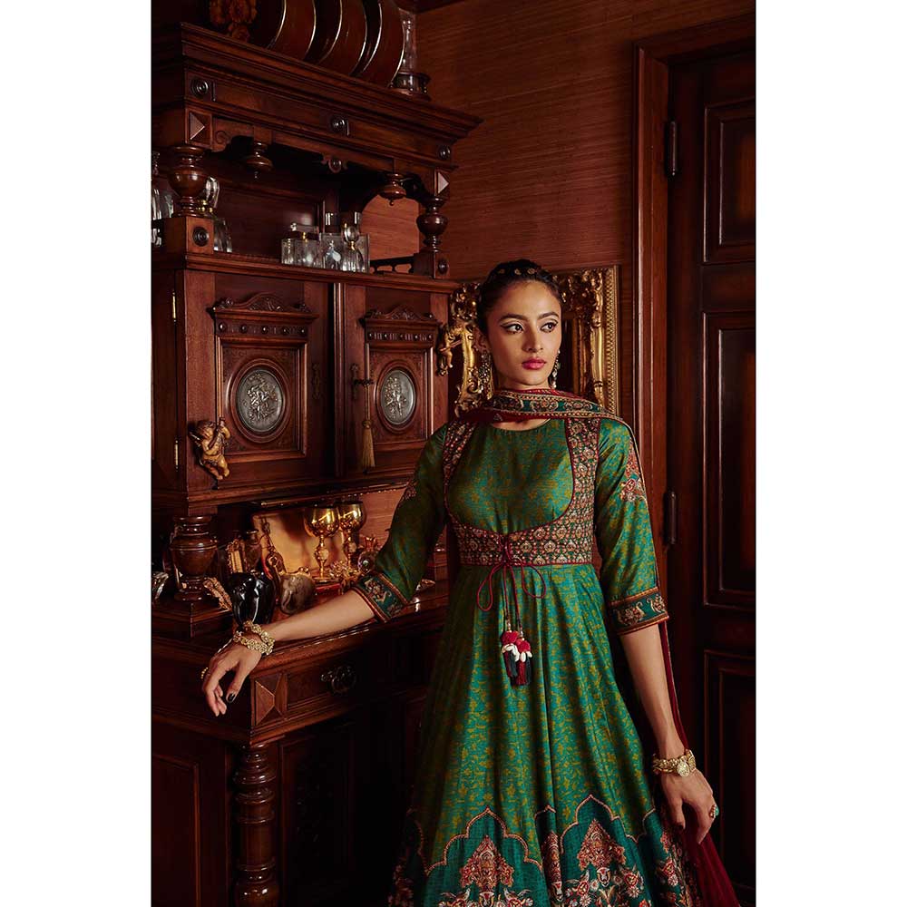 KALISTA Mumtaz Anarkali Set (Set of 2)