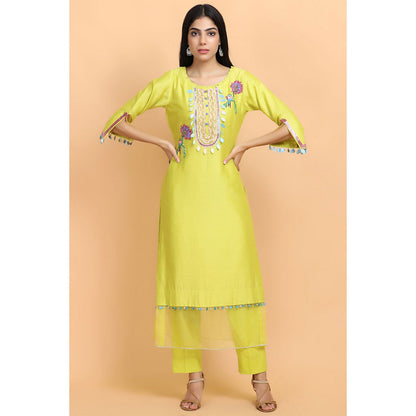 Arpita Sulakshana Yellow Handpainted Kurta Pant with Dupatta (Set of 3)