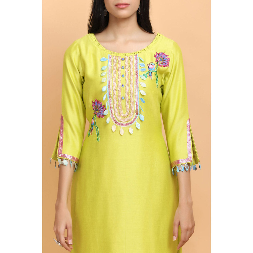 Arpita Sulakshana Yellow Handpainted Kurta Pant with Dupatta (Set of 3)