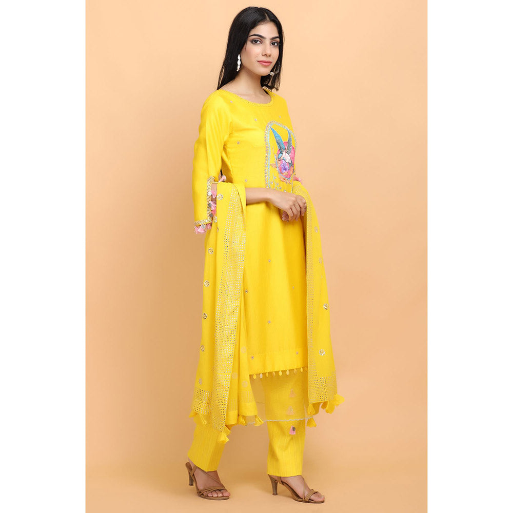 Arpita Sulakshana Parrot Chanderi Kurta Pant with Dupatta (Set of 3)