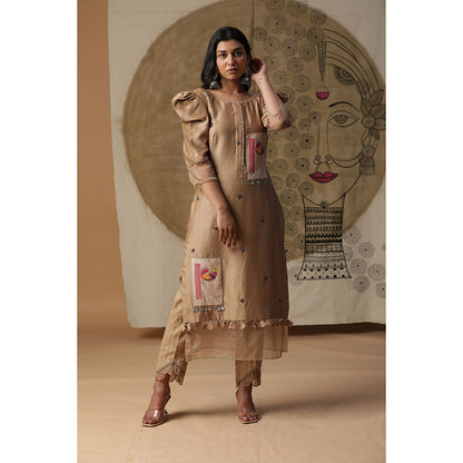 Arpita Sulakshana Beige Handpainted Suit (Set of 3)