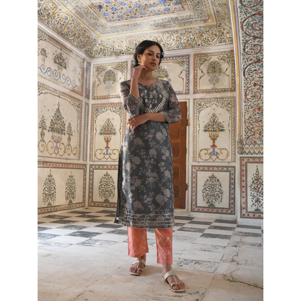 Karaj Jaipur Patti Work Digital Kurta With Embroidered Pants And Digital Dupatta (Set of 3)