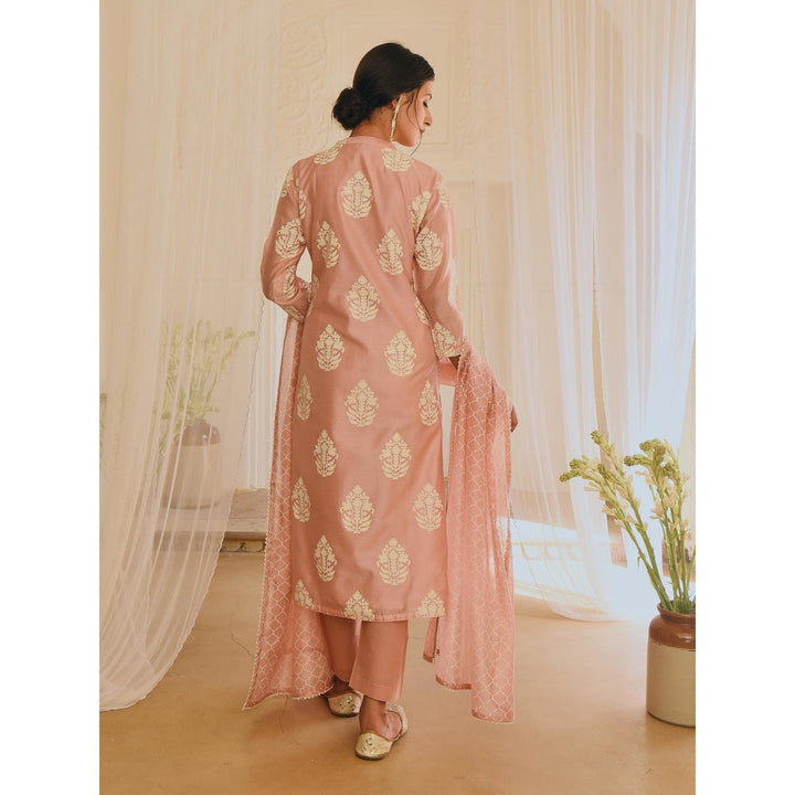 Karaj Jaipur Pink Straight Kurta (Set of 3)