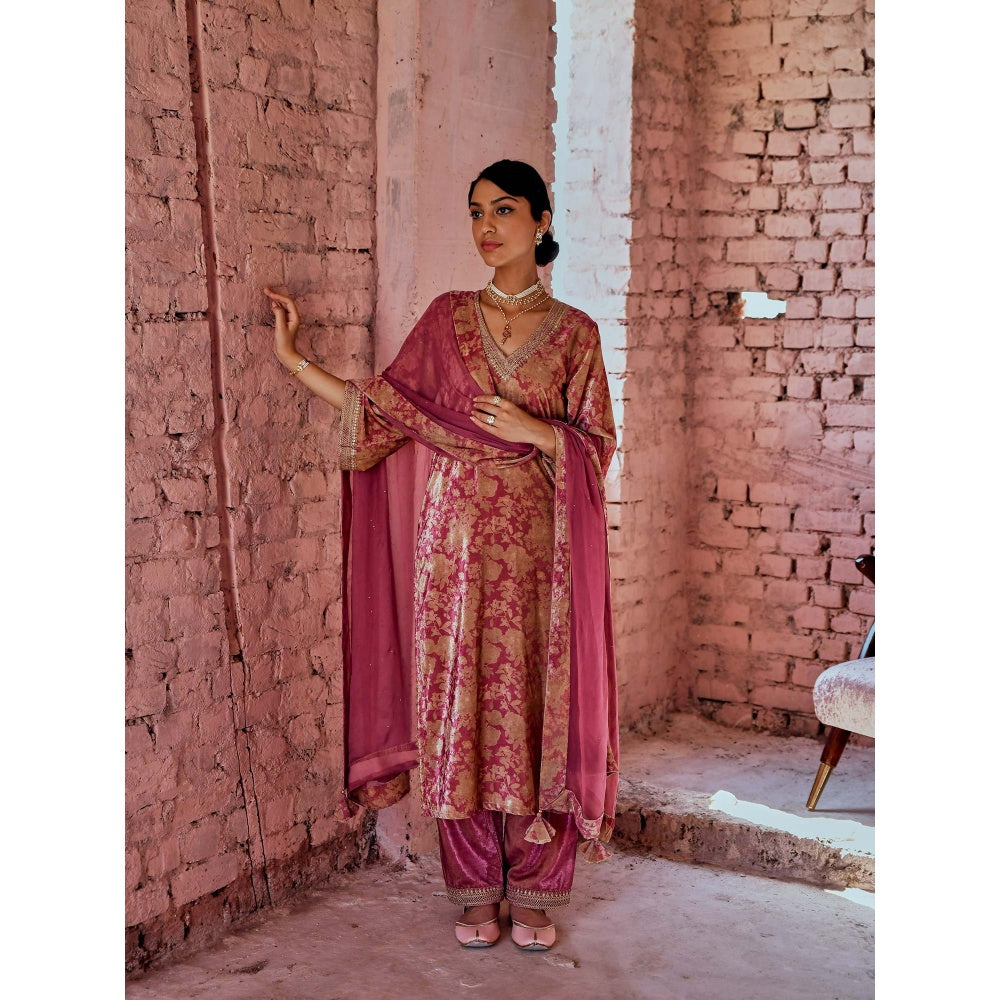 Karaj Jaipur Royal Rose Kurta (Set of 3)