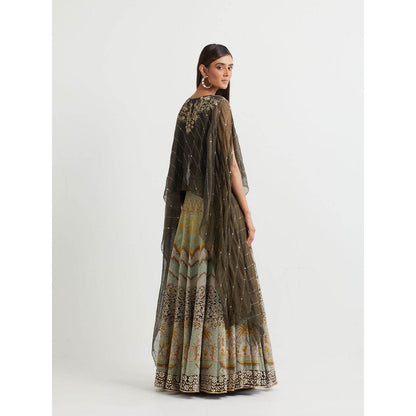 KAVITA BHARTIA Embroidered Cape with Skirt in Multi Color (Set of 2)