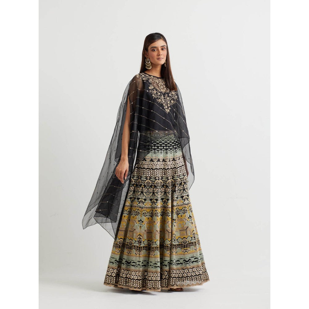 KAVITA BHARTIA Floral Cape with Skirt in Black (Set of 2)
