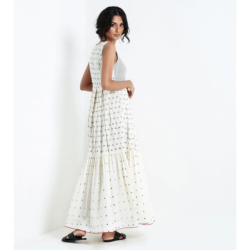 Khara Kapas White Monsoon Lyre Dress