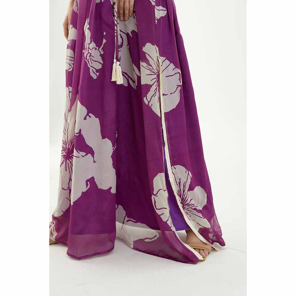 KoAi Purple and White Floral Kaftan (Set of 2)