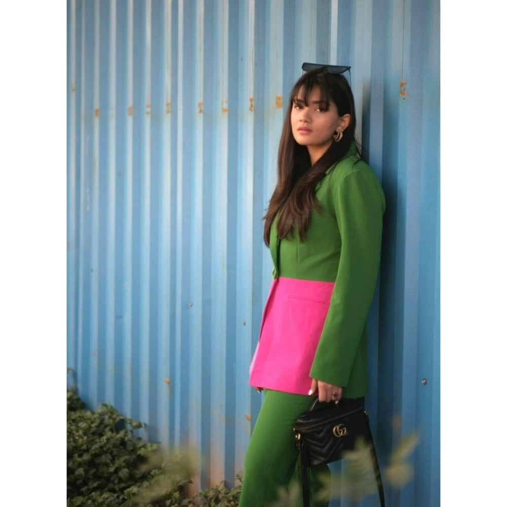 Label Deepika Nagpal Green Colour Blocked Blazer With Narrow Pants (Set of 2)