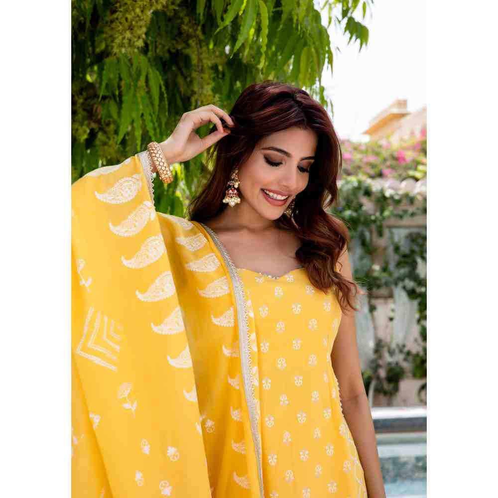 Label Aditi Hundia Arohi Yellow Printed Sharara with Kurta (Set of 3)