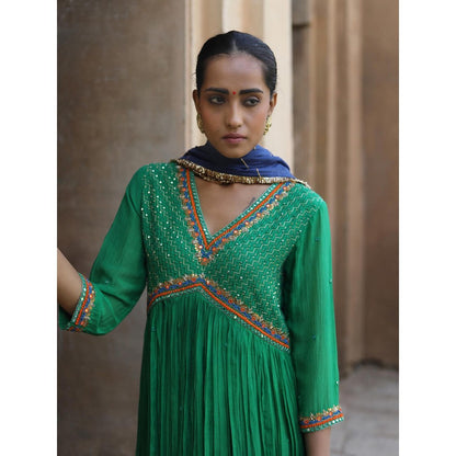 Label Kinjal Modi Green Kurta with Navy Blue Dupatta (Set of 3)