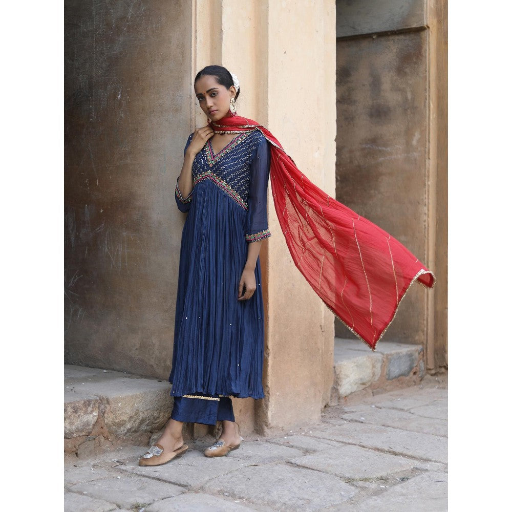 Label Kinjal Modi Navy Blue Kurta with Red Dupatta (Set of 3)