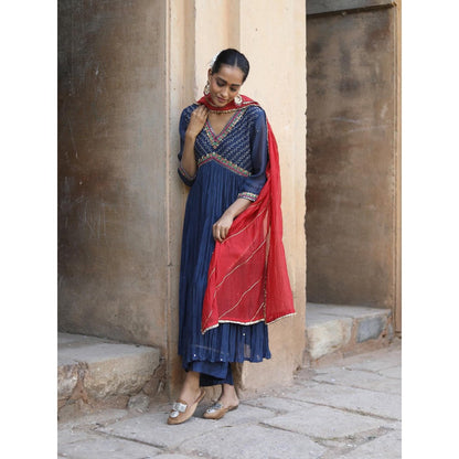 Label Kinjal Modi Navy Blue Kurta with Red Dupatta (Set of 3)