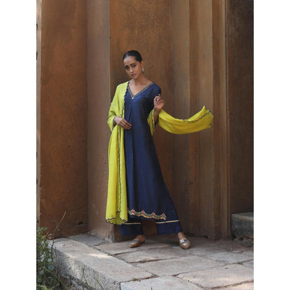 Label Kinjal Modi Navy Blue Kurta & Pant with Lime Green Dupatta (Set of 3)