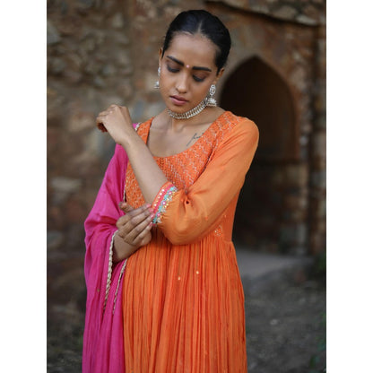 Label Kinjal Modi Orange Kurta with Pink Pant & Dupatta (Set of 3)