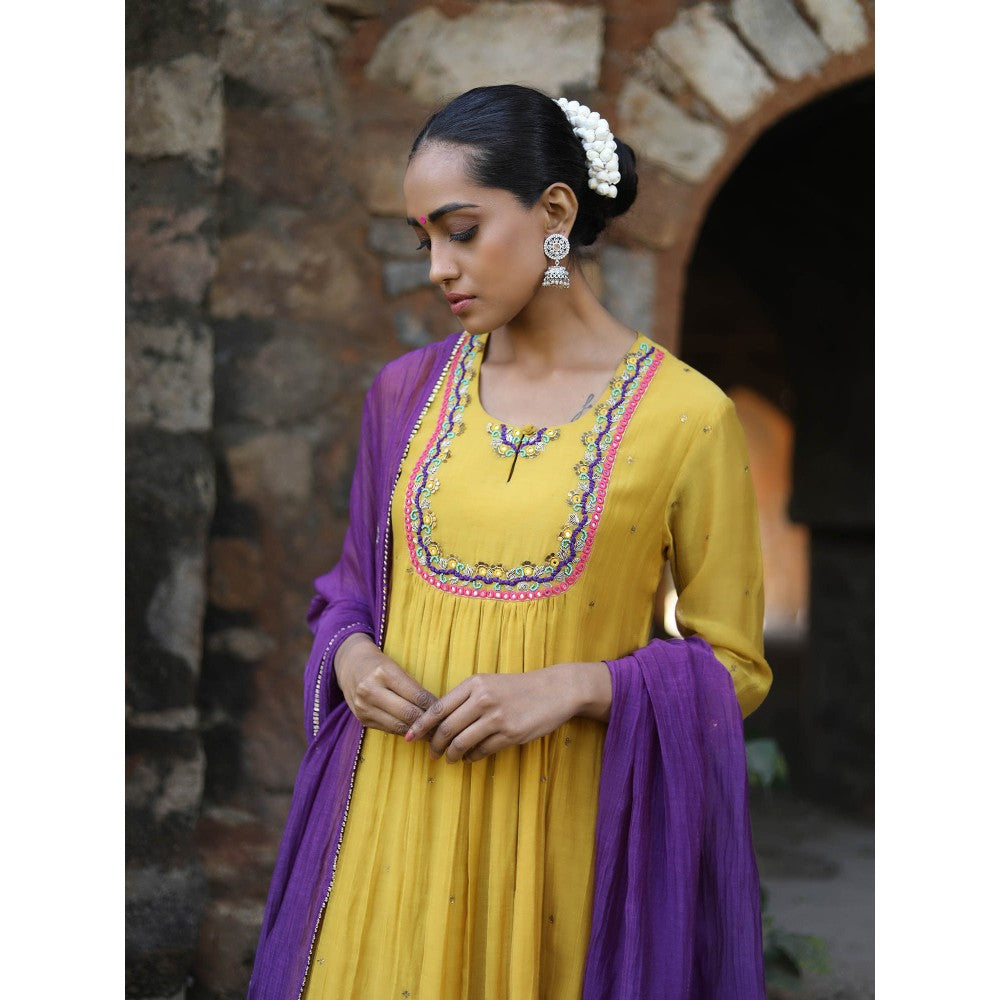 Label Kinjal Modi Fine Chanderi Kurta and Dupatta with Cupro Silk Pant-Yellow (Set of 3)