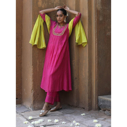 Label Kinjal Modi Fine Chanderi Kurta and Dupatta with Cupro Silk Pant-Pink (Set of 3)