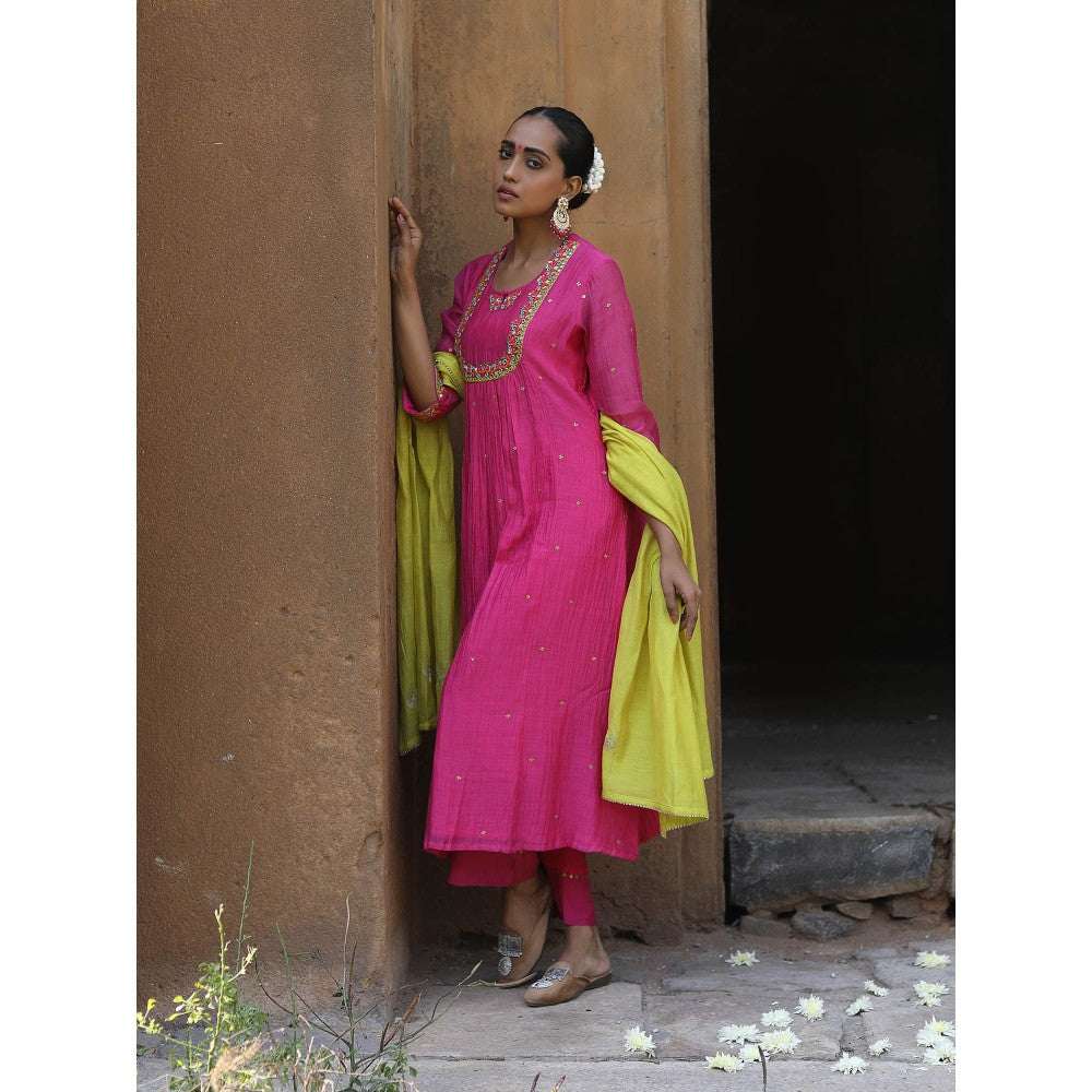 Label Kinjal Modi Fine Chanderi Kurta and Dupatta with Cupro Silk Pant-Pink (Set of 3)