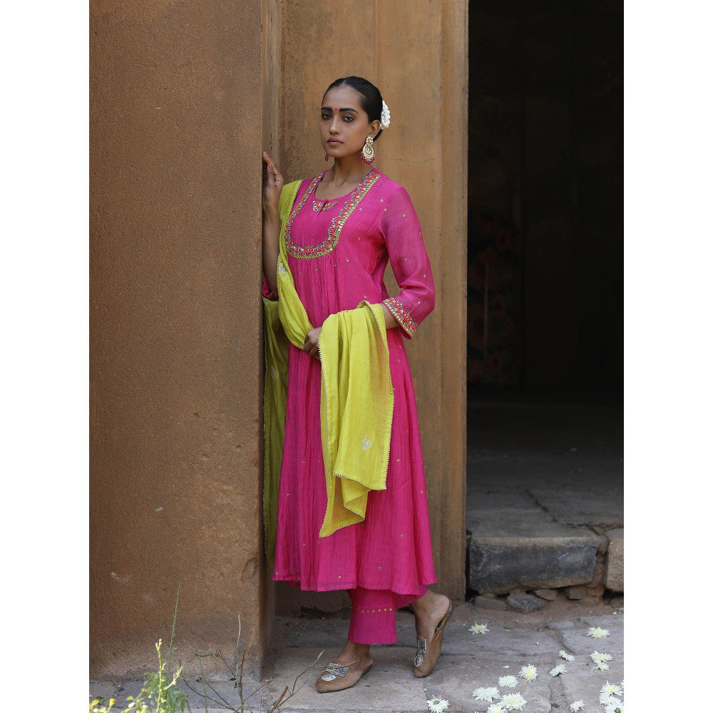 Label Kinjal Modi Fine Chanderi Kurta and Dupatta with Cupro Silk Pant-Pink (Set of 3)