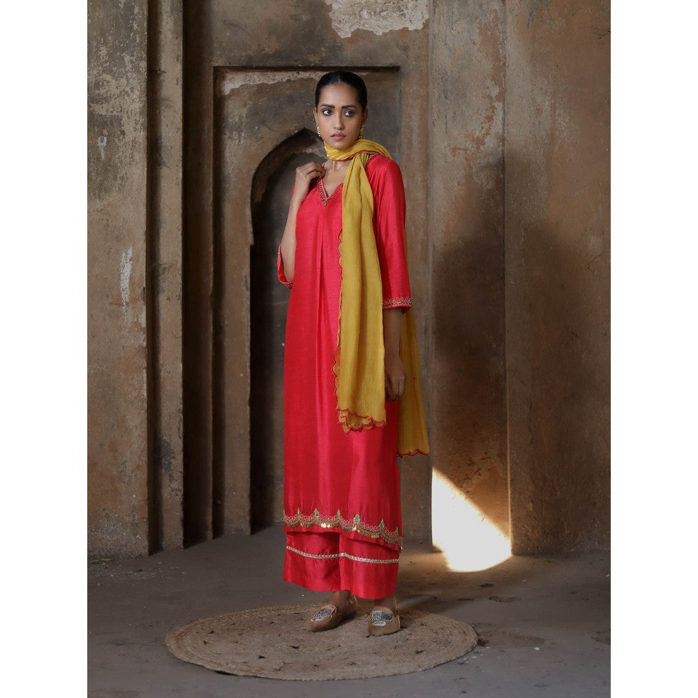 Label Kinjal Modi Fine Chanderi Kurta and Dupatta with Cupro Silk Pant-Pink (Set of 3)