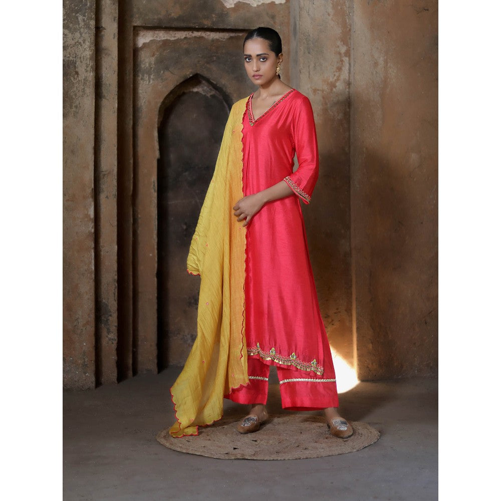 Label Kinjal Modi Fine Chanderi Kurta and Dupatta with Cupro Silk Pant-Pink (Set of 3)